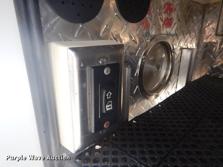 image for item MX9815 2006 Ford E450 Super Duty  ambulance