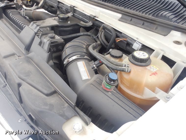 image for item MX9815 2006 Ford E450 Super Duty  ambulance