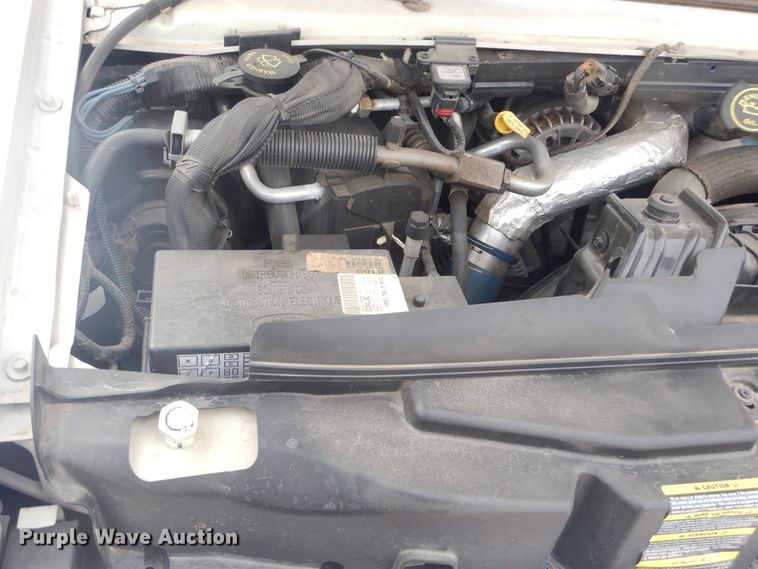 image for item MX9815 2006 Ford E450 Super Duty  ambulance