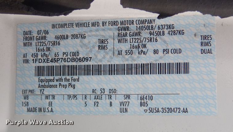 image for item MX9815 2006 Ford E450 Super Duty  ambulance