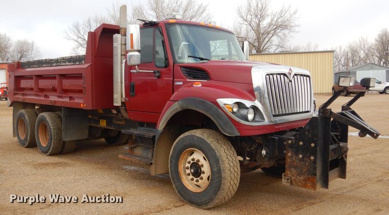 image for item MX9822 2010 International WorkStar 7600  dump truck