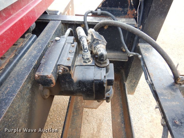 image for item MX9822 2010 International WorkStar 7600  dump truck