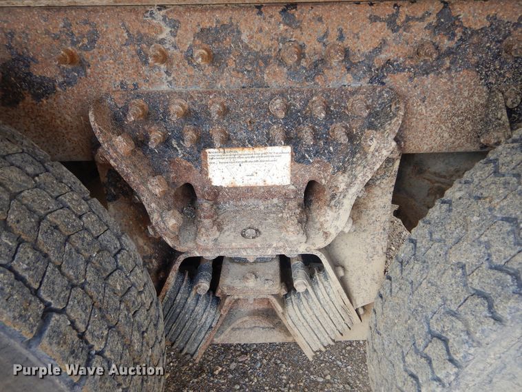 image for item MX9822 2010 International WorkStar 7600  dump truck