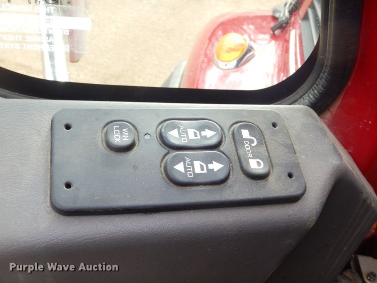 image for item MX9822 2010 International WorkStar 7600  dump truck