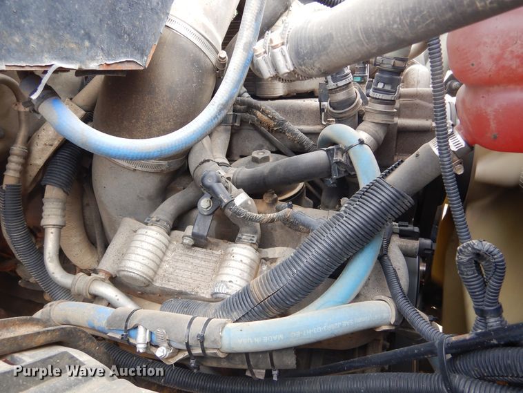 image for item MX9822 2010 International WorkStar 7600  dump truck