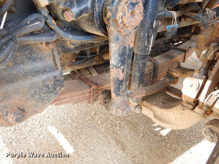 image for item MX9822 2010 International WorkStar 7600  dump truck