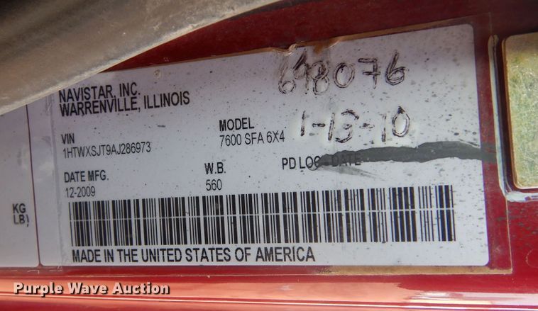 image for item MX9822 2010 International WorkStar 7600  dump truck