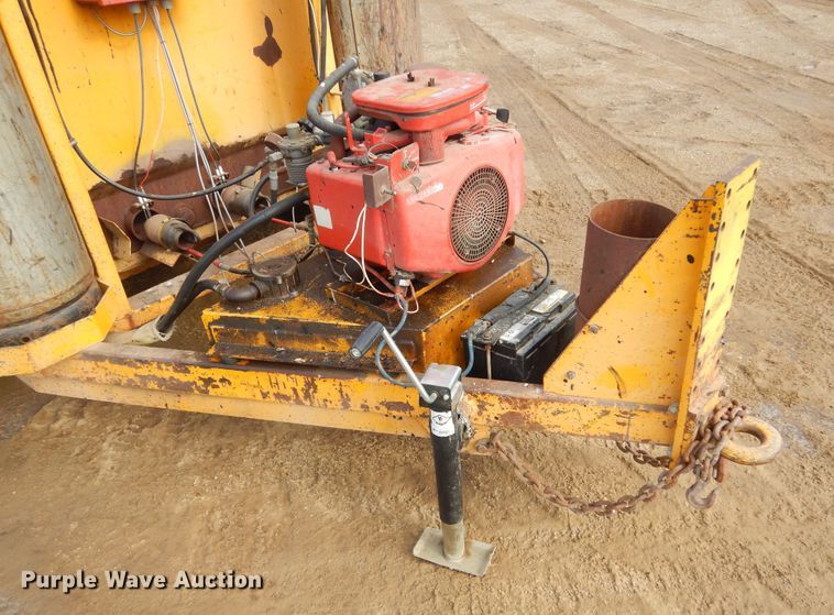 image for item MX9828 1990 Cimline 200 Melter  melter/applicator