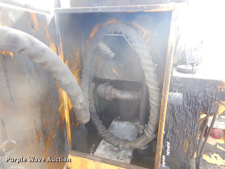 image for item MX9828 1990 Cimline 200 Melter  melter/applicator