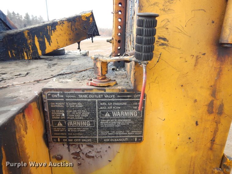 image for item MX9828 1990 Cimline 200 Melter  melter/applicator