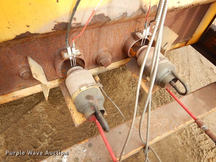 image for item MX9828 1990 Cimline 200 Melter  melter/applicator