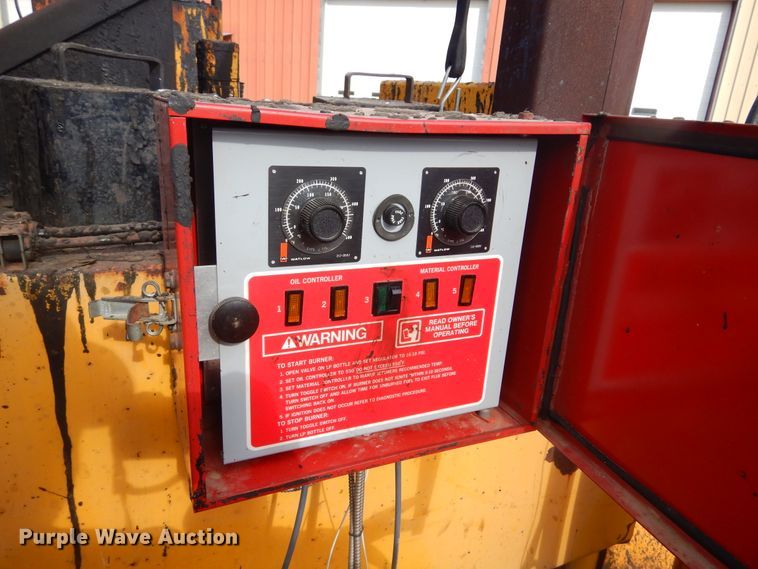 image for item MX9828 1990 Cimline 200 Melter  melter/applicator