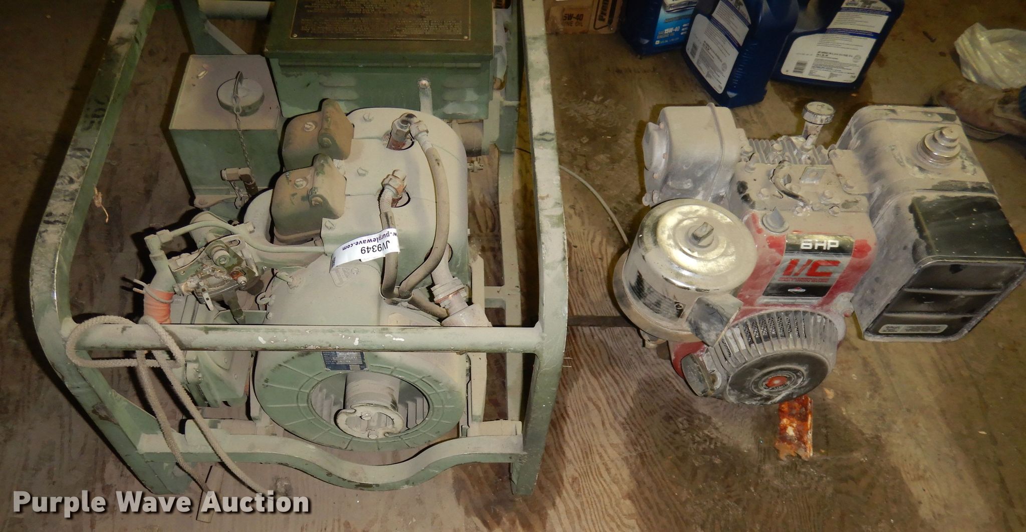 (2) gas engines in Osawatomie, KS Item JV9349 sold Purple Wave