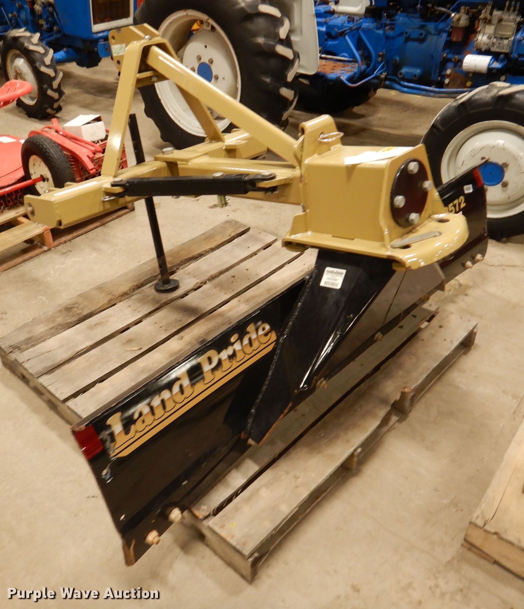 Land Pride RB3572 blade in Des Moines, IA Item KG9951 sold Purple Wave