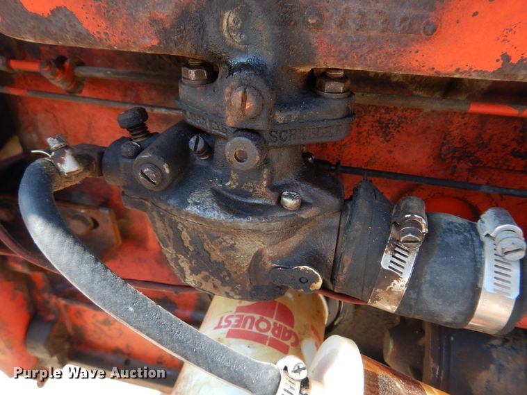 image for item DE7522 Ford 800 Series  tractor