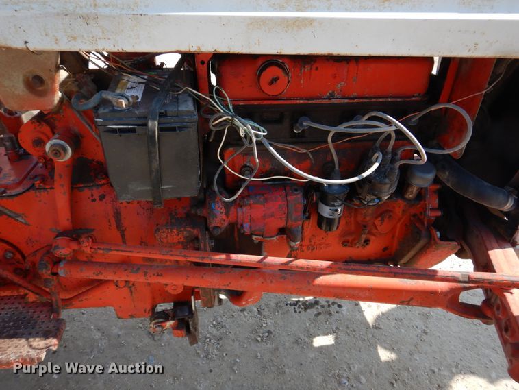 image for item DE7522 Ford 800 Series  tractor