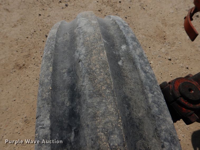 image for item DE7522 Ford 800 Series  tractor