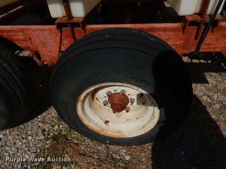 image for item DE7525 P&H 2808-T  nurse tank trailer