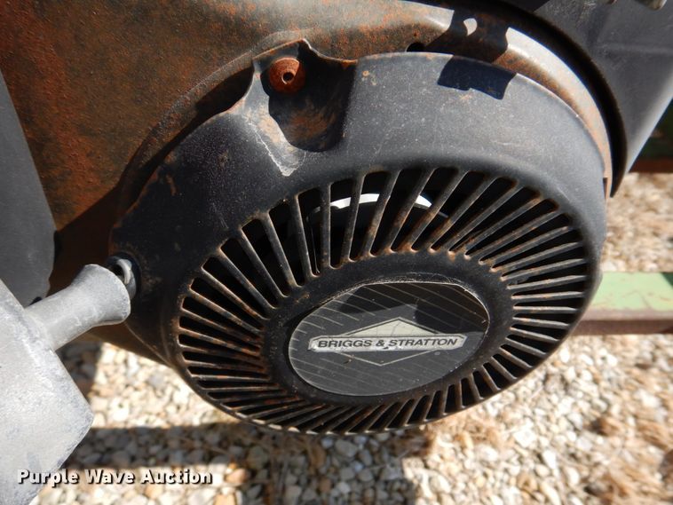 image for item DE7526 Western  nurse tank trailer