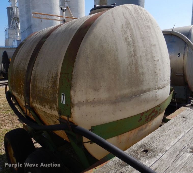 image for item DE7526 Western  nurse tank trailer