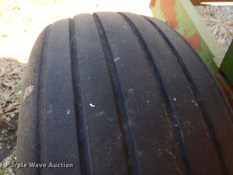 image for item DE7526 Western  nurse tank trailer