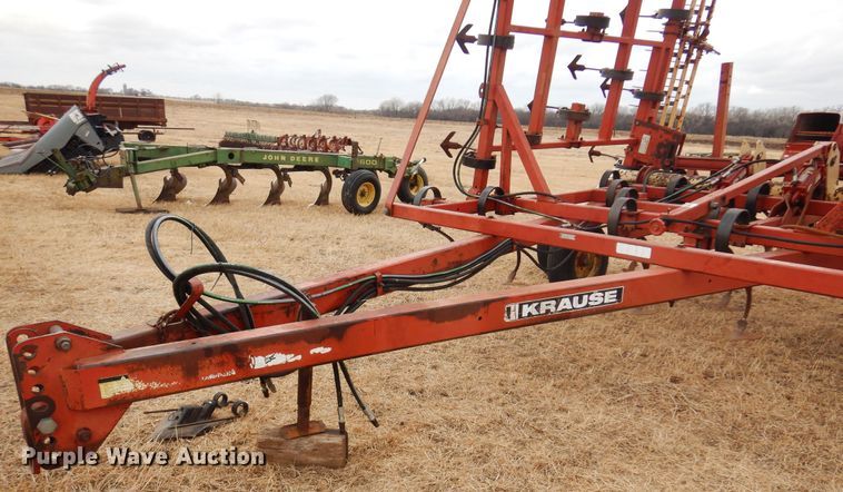 image for item DF0084 Krause 4231  field cultivator