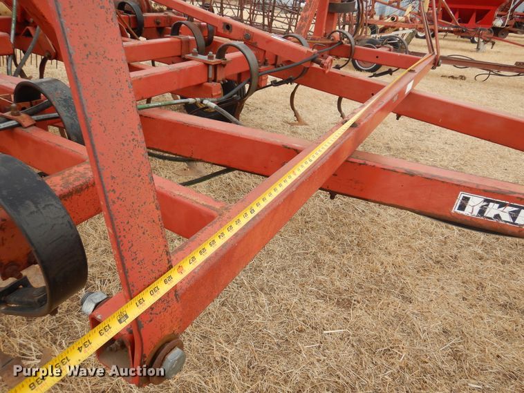 image for item DF0084 Krause 4231  field cultivator