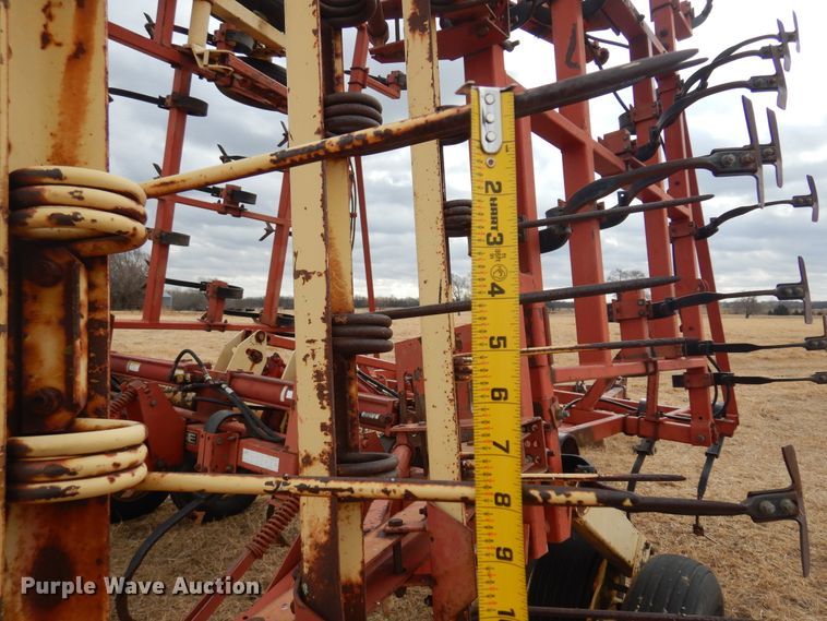 image for item DF0084 Krause 4231  field cultivator