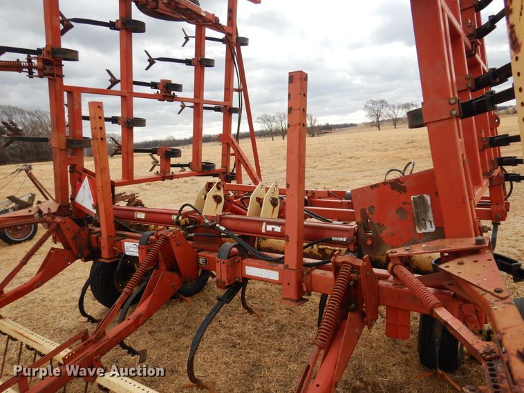 image for item DF0084 Krause 4231  field cultivator