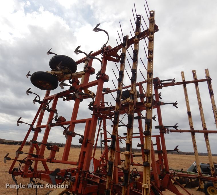 image for item DF0084 Krause 4231  field cultivator