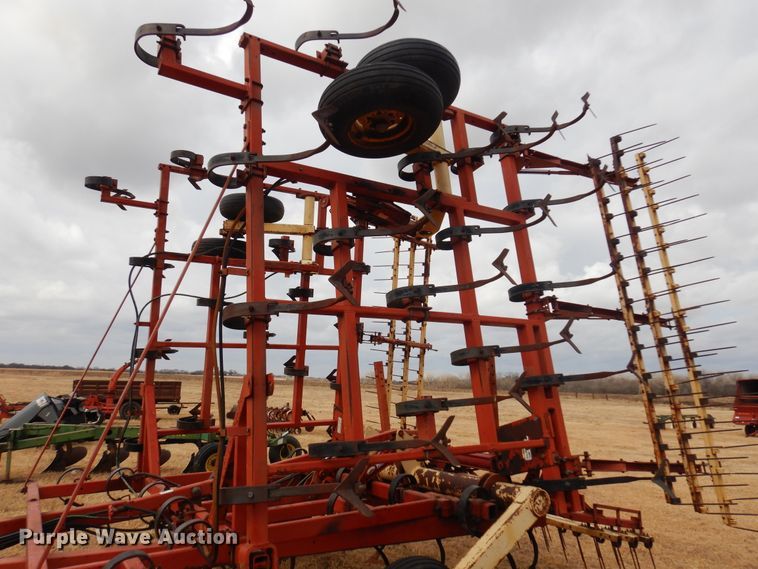 image for item DF0084 Krause 4231  field cultivator