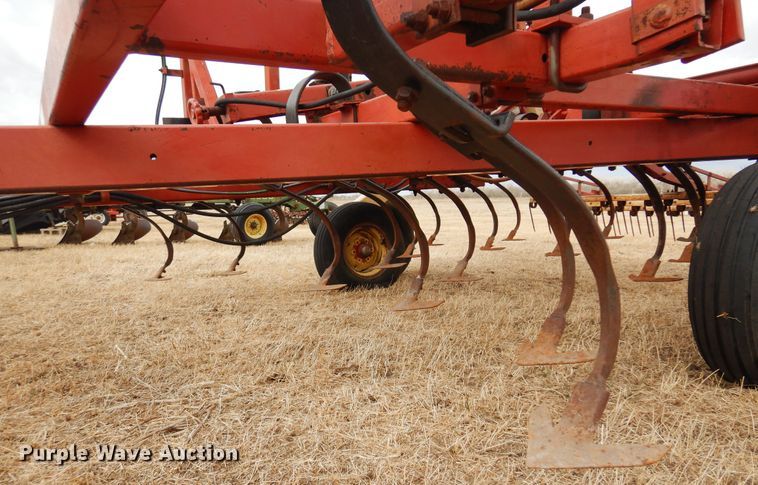 image for item DF0084 Krause 4231  field cultivator