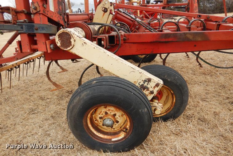 image for item DF0084 Krause 4231  field cultivator