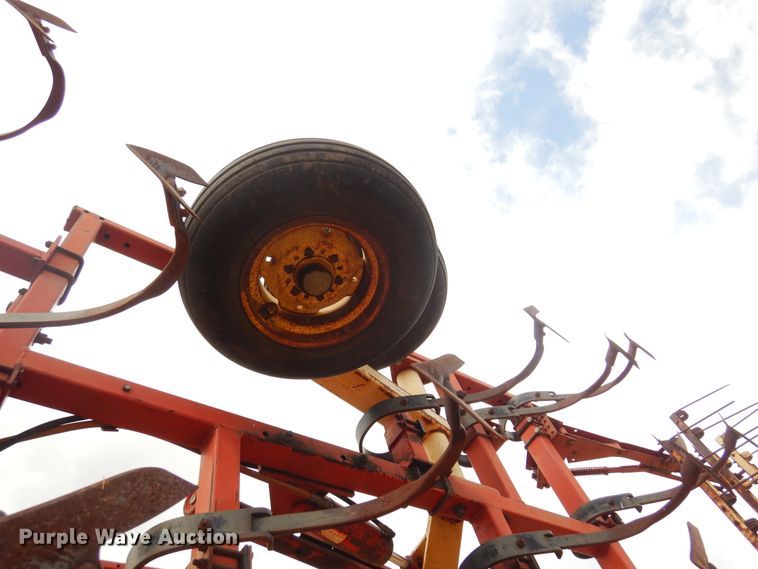 image for item DF0084 Krause 4231  field cultivator