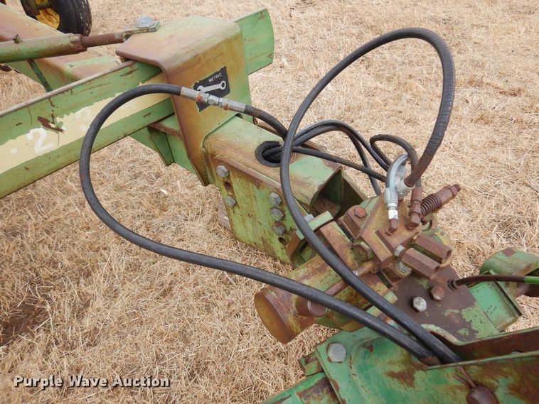 image for item DF0085 John Deere 2600  five bottom plow