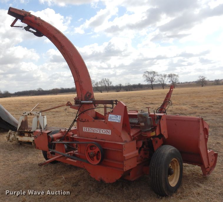 image for item DF0088 Hesston 150  forage harvester