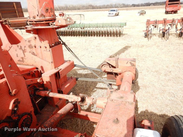 image for item DF0088 Hesston 150  forage harvester