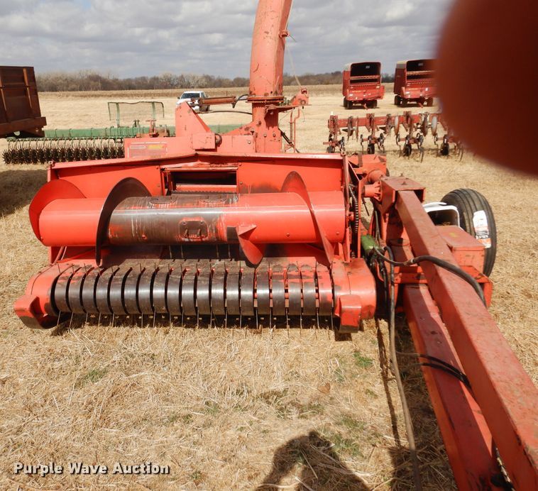image for item DF0088 Hesston 150  forage harvester