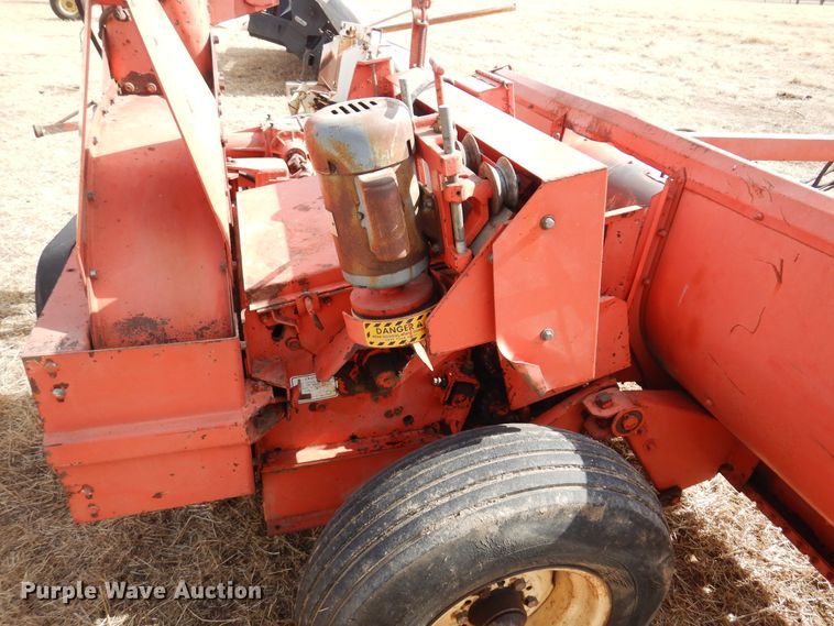image for item DF0088 Hesston 150  forage harvester