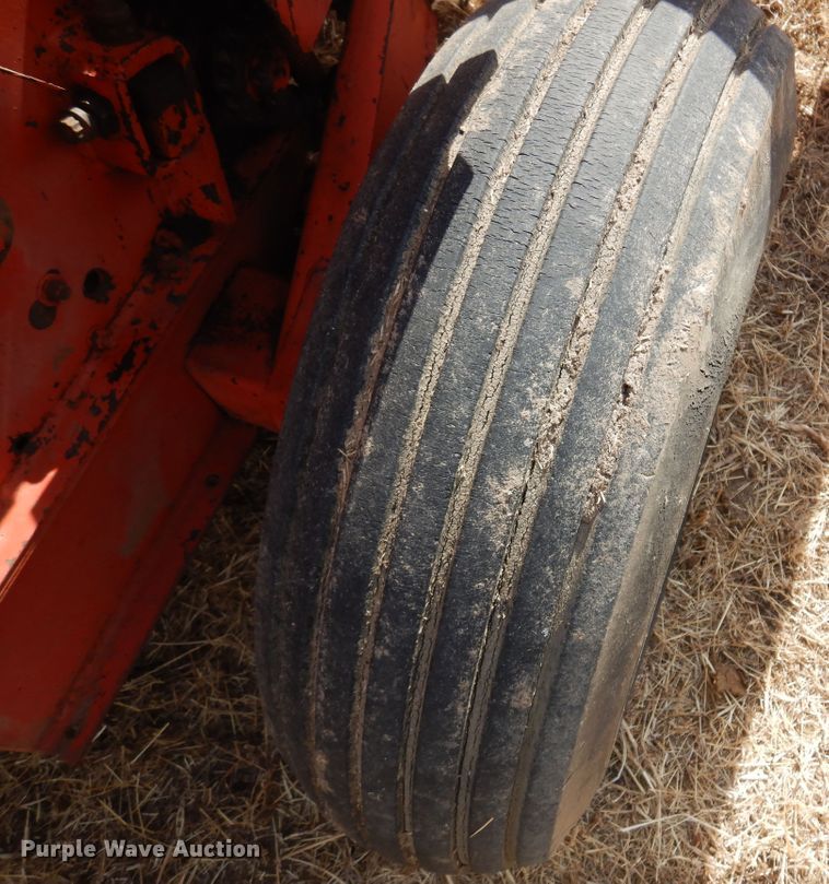 image for item DF0088 Hesston 150  forage harvester