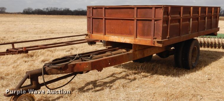 image for item DF0089 Shop built  grain trailer