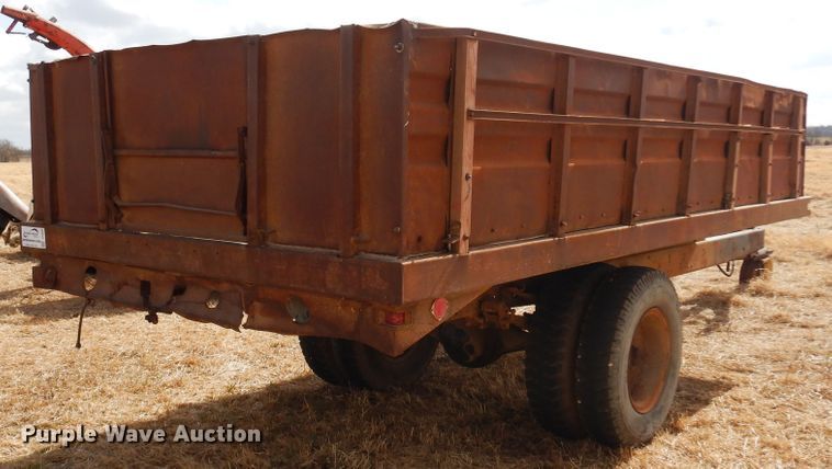 image for item DF0089 Shop built  grain trailer