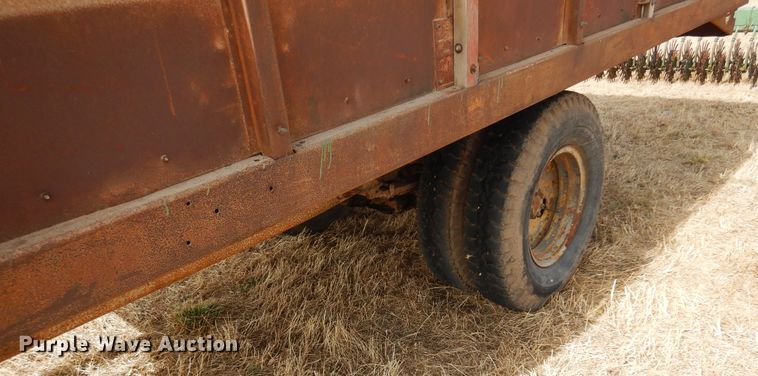 image for item DF0089 Shop built  grain trailer