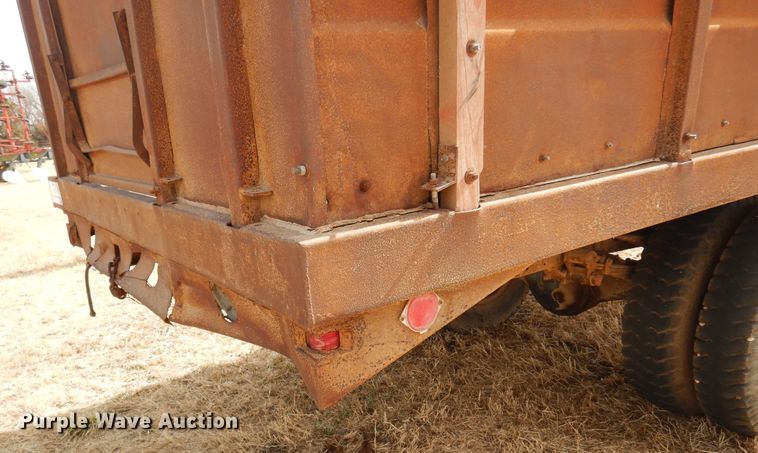 image for item DF0089 Shop built  grain trailer