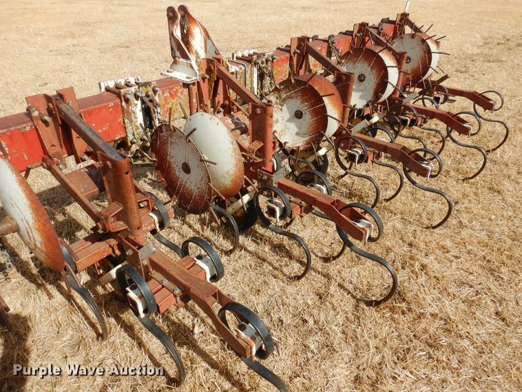 image for item DF0092 Noble  row crop cultivator