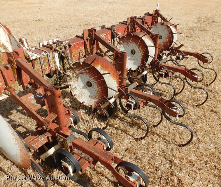 image for item DF0092 Noble  row crop cultivator