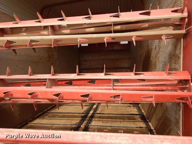 image for item DF0094 New Holland 716  silage wagon