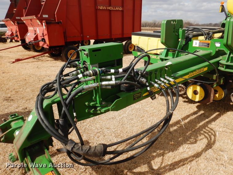 image for item DF0096 2011 John Deere 1770 MaxEmerge XP  no-till planter
