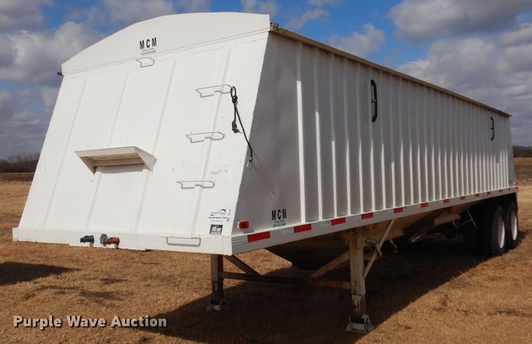 image for item DF0100 2008 MCM  grain trailer