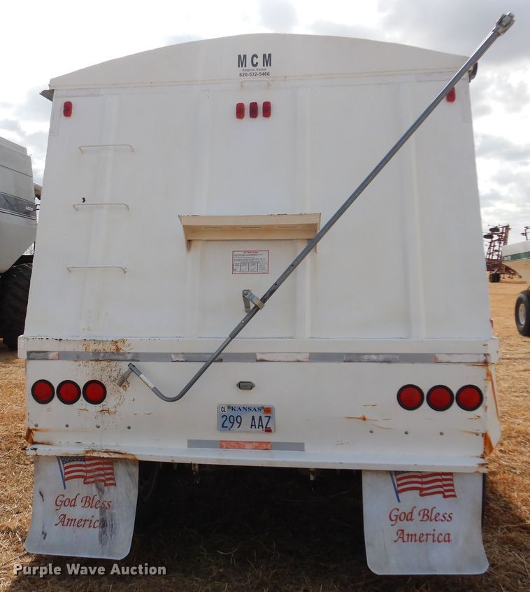 image for item DF0100 2008 MCM  grain trailer